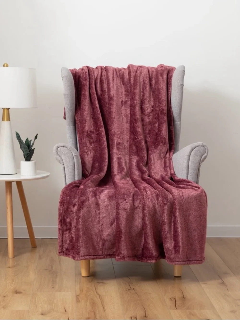 Berkshire Plush Throw Blanket in Copper